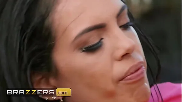 (Katrina Moreno) Masturbates While Covered In Oil (Tommy Cabrio) Can't Help But Drill Her Hard - Brazzers