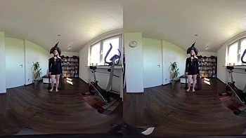 1920 Style German Babe Strip Tease