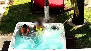 SUPER HOT Venezuelan MODEL Gets Fucked In The Jacuzzi &