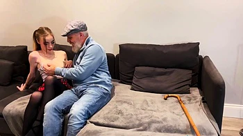 Puffy cameltoe bae cuntplowed by grandpa