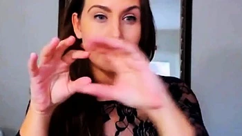 Gorgeous Amateur With Stunning Curves Pleasures Herself on W