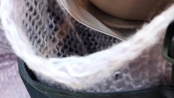 【店員個撮㉔】働く女性店員の胸チラ・パン