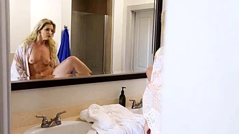 Cheating Wife India Summer Seduces Her Stepson