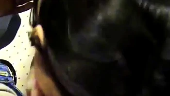 ffentlicher Blowjob in der Umkleidekabine eines Einkaufszen