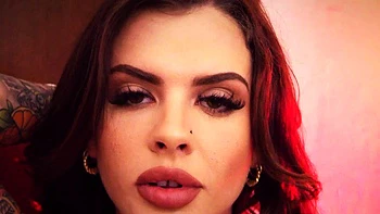 Big boobs curvy tattooed MILF strip nude