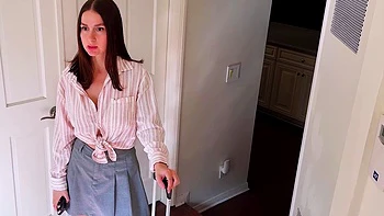 Businesswoman Kleo Kain Successful Meeting