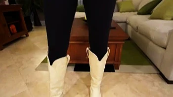 Flexible pale brunette with foot fetish does hot footjob