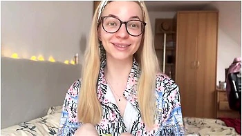 Why Everyone Loves Armpits