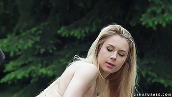 Garden Action With Natural Babe - Alecia Fox