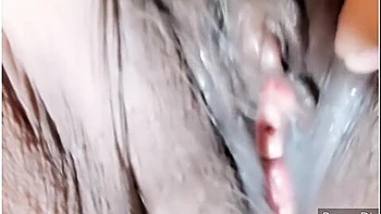 Mature Woman Having To Masturbate To Have Orgasms . I Want A Real Cock To Satisfy Me!!