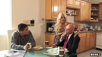 Teen Ballerina Darling Carmen Callaway Gets Flexible