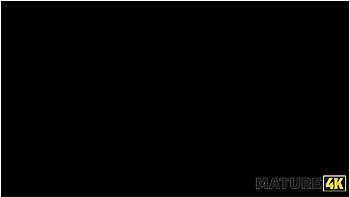 Mature Kinky Lady Cheated On Her Husband With A Gardener And Had Wild Sex