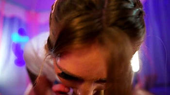 INSERTED Lucy Foxx is a messy brat