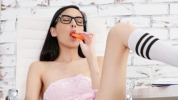 Old doggy lessons ft. Ashley Ocean: Blowjob, Cowgirl  Missonary Porn