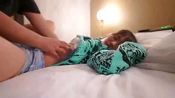 07287,A bitch is fully exposed during sex!