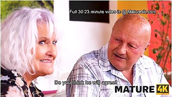 Man Serves Old Couple In All Ways And Even In The Sexual One