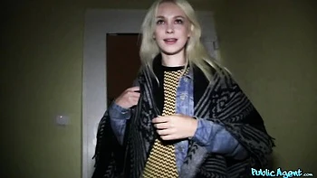 Sex for cash in the missionary pose with a busty Arteya Qartel