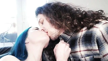 Stunning FMM fuck with a blue-haired Amber Nevada and Alexander Detroit
