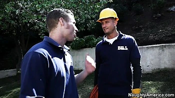 Hard foursome fuck with two dolls Francesca Le and Kayla Carrera