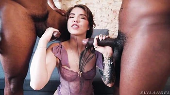 Gorgeous interracial penetration with a tattooed girlfriend Eden Ivy