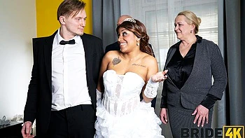 Exotic bride with good ass Vicky Menage banged by fat wiener