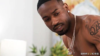 Abigaiil Morris and Roxie Sinner are enjoying interracial dick-riding