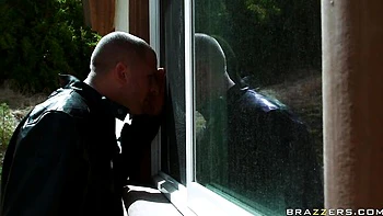 Good missionary pose fuck with a busty brunette Jessica Jaymes