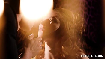 Glamorous nighttime fuck with a long-legged babe Lucianna Lucci