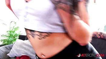 Gentle Heidi and Heidi's shaved smut