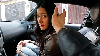 Winning Stanley Johnson and Carolina Guerrero - in front of movie - VIP 4K