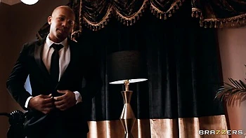 Playful Gal Ritchie at straight hair smut