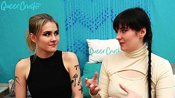 Modest Amelia Ivory's real lesbian dirt