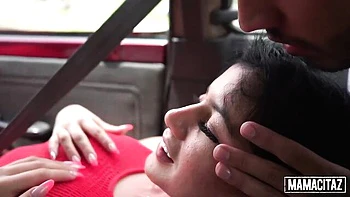 Mamacitaz featuring Yenifer Chacon's missionary xxx