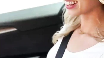 Mr Lucky Life - chick clip