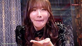 F*t*h*t*d-077 I Mustered Up The The Underground Casino Where The Rumored Reverse Bunnies Are Employed, And It Was A Lucky Break! Win Or Lose, You Whatever You Want Decensored