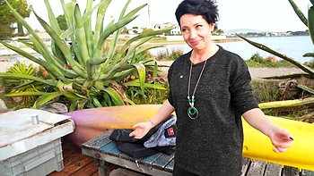 Francesca, 24, impresses with her versatility! - Jacquie et Michel TV