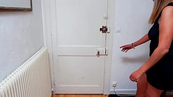 Irina has her head in the clouds... - Jacquie et Michel TV