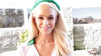 Flattering Emma Hix's pussy fingering smut