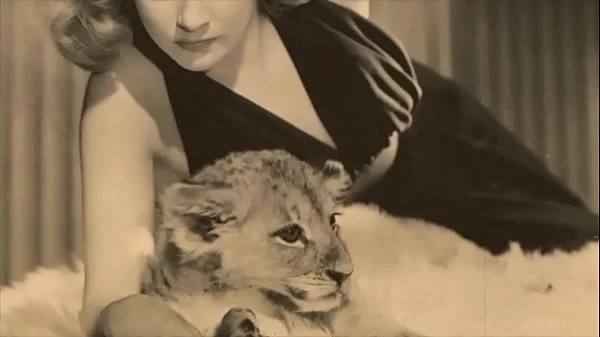 Dark Lantern Entertainment presents