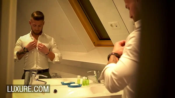 Hot swinger threesome with Clea Gaultier and Aya Benetti