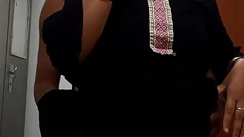 Desi Girl Pussy Eating And Standing Position Of Fucking