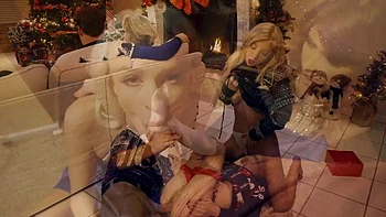 Vina Sky  Aria Valencia tell stepbro,  We kinda wanna see your flagpole : Porn