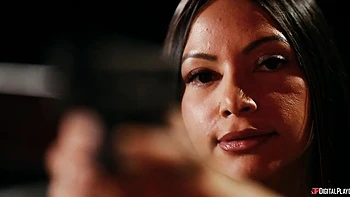 Busty brunette with round ass Brandy Salazar likes intensive anal