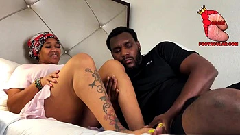 QueenTacular - Step Aunty Kee Will Make You Feel Better Fj