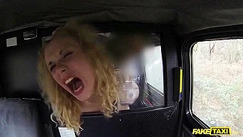 Stunning Hottie Gets Her Arse Filled With Cabbies Cum 2 - Anita