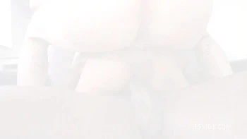 Slim Petite Brazilian Cutie, Larinha Small Golden Showered