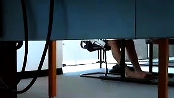 Naked amateur webcam girl fingering her pussy live on camera