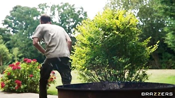 Impressive missionary pose fuck with a busty ebony Yasmina Khan