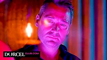 The Evening Of Tiffany Leiddi In A Swinger Club