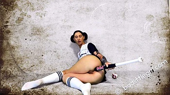 Cute blonde amateur webcam teen masturbating